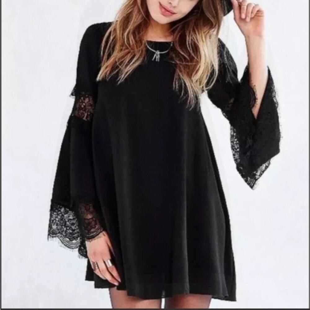 For Love & Lemons Le'veon Bell Sleeve Lace Dress Black WHIMSIGOTH XS